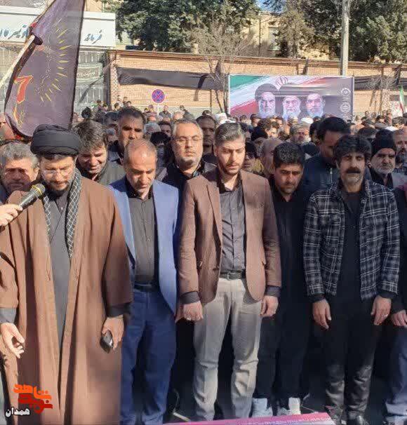 گزارش تصویری| تشییع شهیده «مریم عبدالملکی» گزارش تصویری| تشییع شهیده «مریم عبدالملکی»