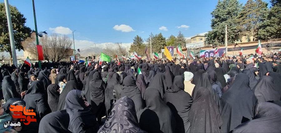 گزارش تصویری| تشییع شهیده «مریم عبدالملکی» گزارش تصویری| تشییع شهیده «مریم عبدالملکی»