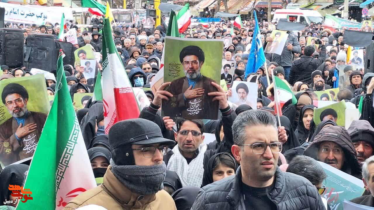 شکوه حضور و بیعت با رهبر انقلاب اسلامی در اردبیل+ عکس