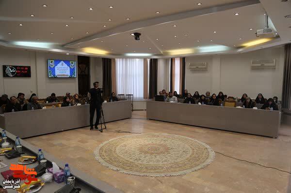 تجلیل از روایتگران بصری ایثار و مقاومت تجلیل از روایتگران بصری ایثار و مقاومت