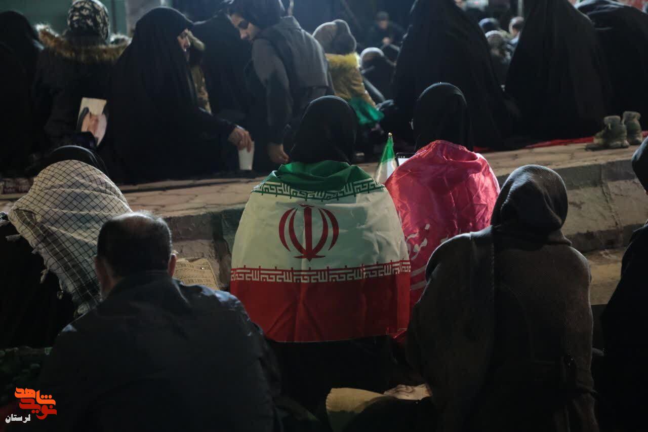 حال و هوای خرم آباد در شب قدر انقلاب