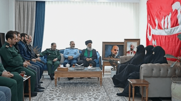 دست نوشته شهید نصیرزاده ۷ ماه قبل از شهادت دست نوشته شهید نصیرزاده ۷ ماه قبل از شهادت