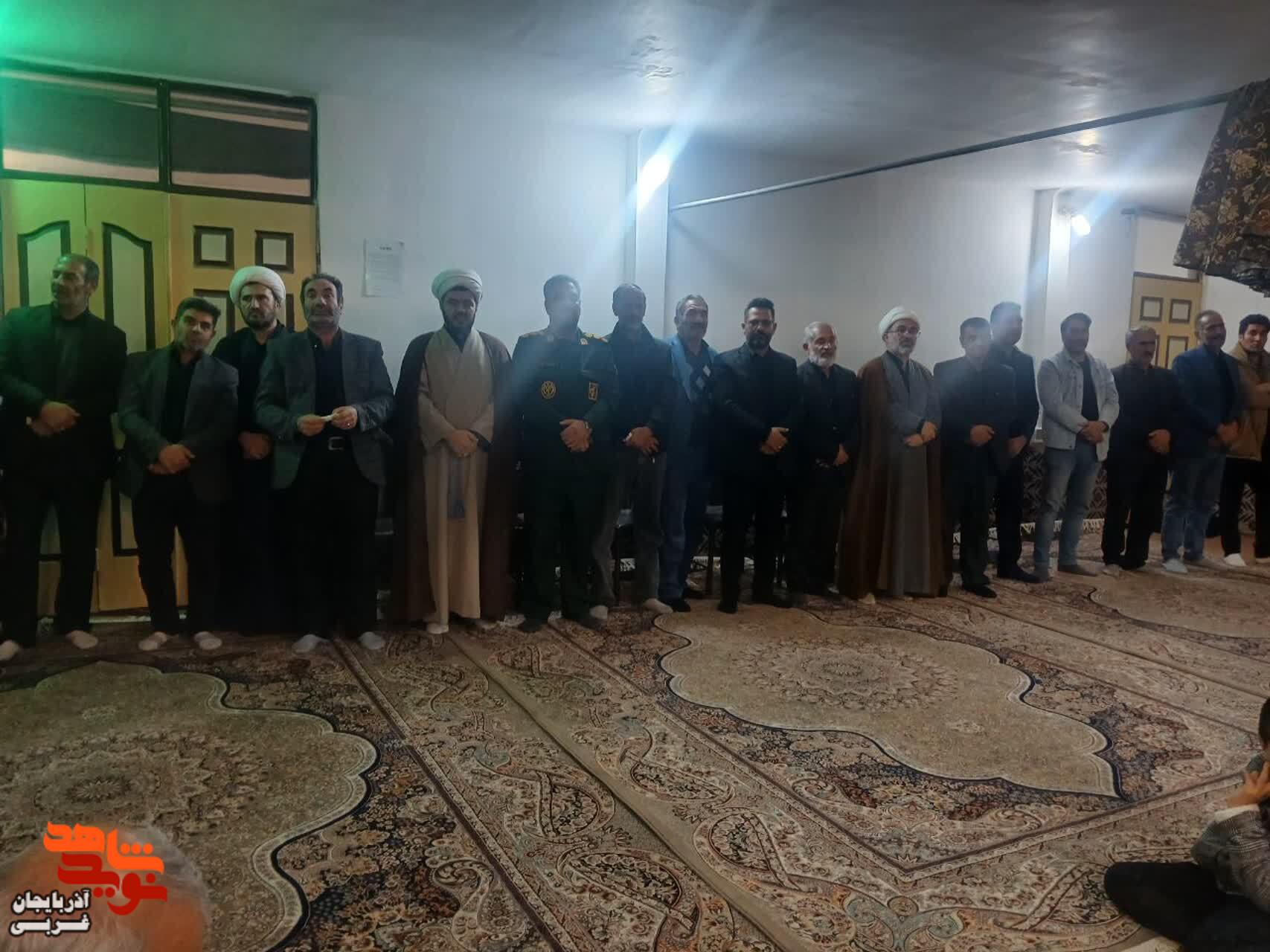 مراسم یادبود رهبر شهید جهان اسلام امام خامنهای (قدس) و ۳ شهید جنگ تحمیلی صهیونی آمریکایی (جنگ رمضان) در دهستان چالخاماز مراسم یادبود رهبر شهید جهان اسلام امام خامنهای (قدس) و ۳ شهید جنگ تحمیلی صهیونی آمریکایی (جنگ رمضان) در دهستان چالخاماز