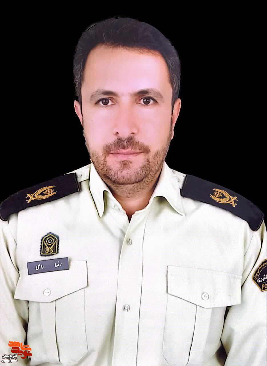 مراسم تشییع پیکر پاک شهید سرتیپ دوم رضا راعی از پرسنل نیروی انتظامی و شهید سرگرد پاسدار اصغر بزرگمهر در سلماس مراسم تشییع پیکر پاک شهید سرتیپ دوم رضا راعی از پرسنل نیروی انتظامی و شهید سرگرد پاسدار اصغر بزرگمهر در سلماس