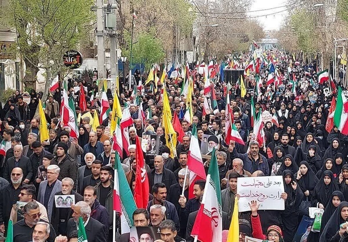 بیعت مردم با رهبر معظم انقلاب در راهپیمایی &zwnj;قدس/ایران فریاد انتقام شد