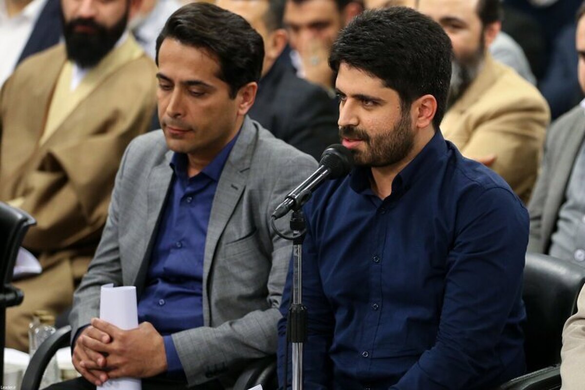 شعر محمد رسولی پس از اولین پیام رهبر انقلاب/ پسر نمایانگر پدر شد