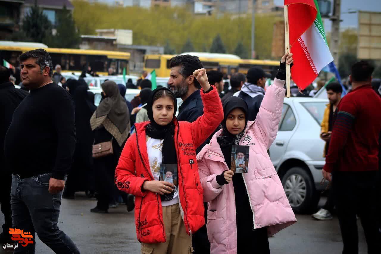 قاب‌هایی متفاوتی از راهپیمایی روز قدس در بروجرد