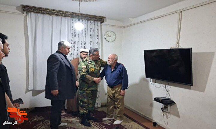 عزاداری در کردستان برای شهید مفقودالاثر ناوشکن دنا/ پیکر «سالار افخمی» هنوز به میهن بازنگشته است