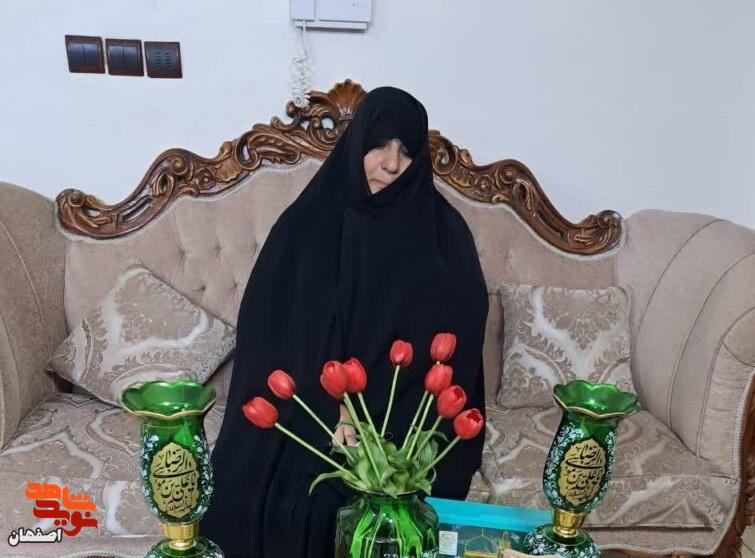 شهید بصائری یک شب را بدون نهجالبلاغه نمیگذراند شهید بصائری یک شب را بدون نهجالبلاغه نمیگذراند