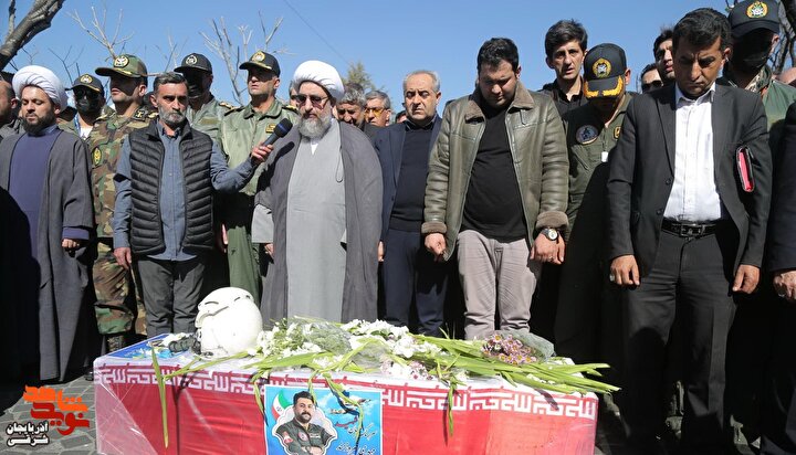 اقامه نماز و تشییع پیکر خلبان شهید مهدی فیروزمند در تبریز