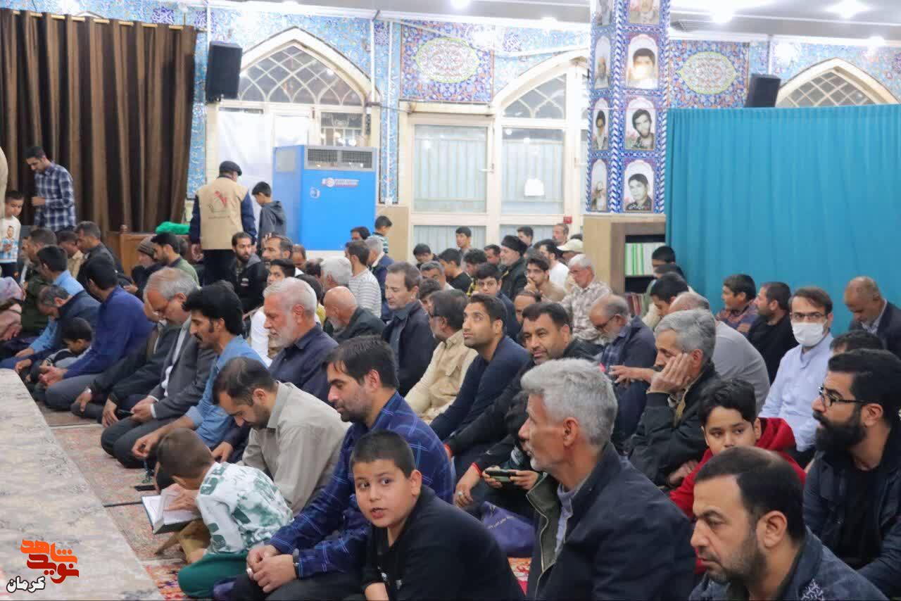گزارش مصور | دومین روز جزءخوانی روزانه قرآن کریم در حسینیه گلزار شهدای کرمان