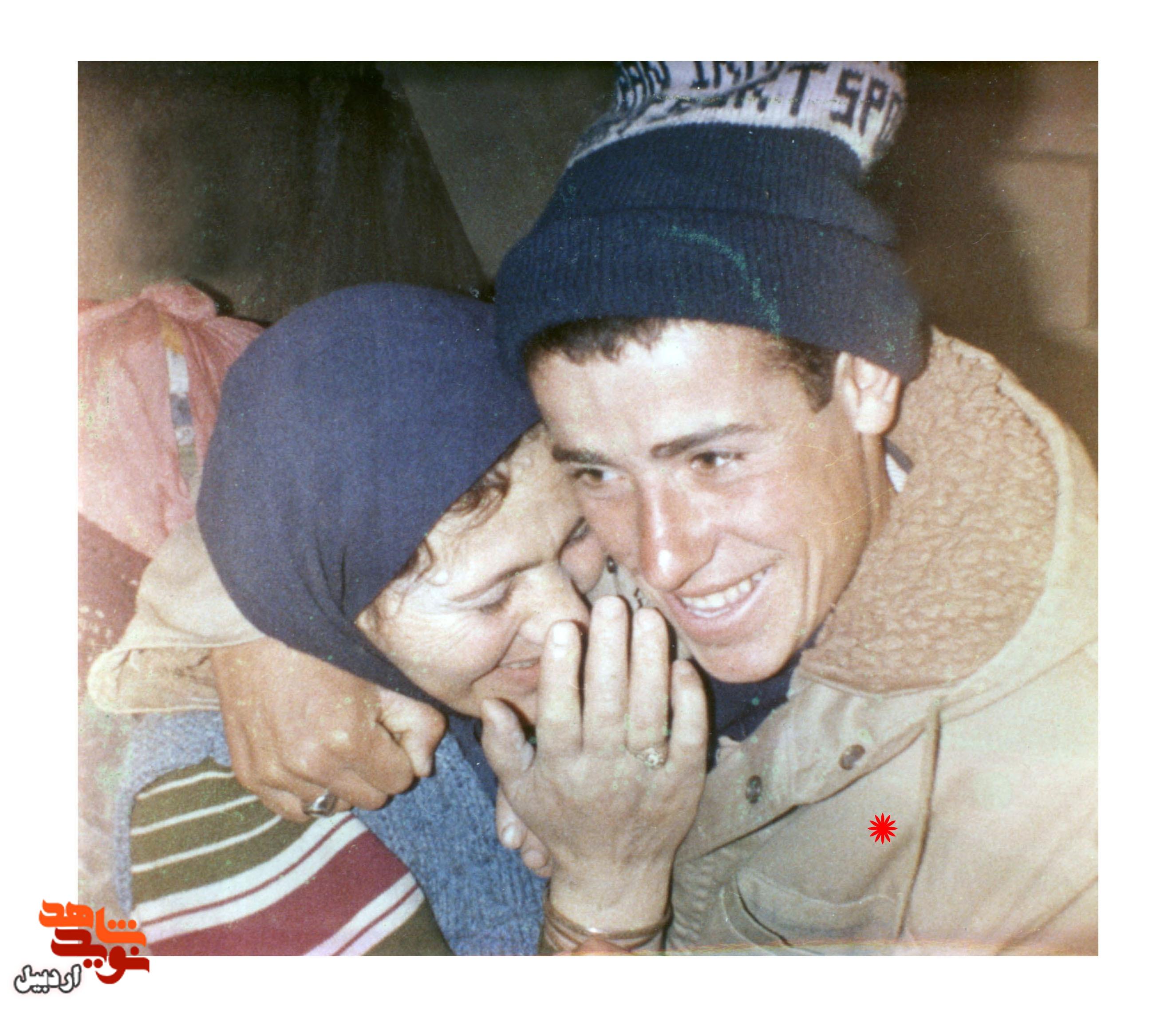 عکسهای کمتر دیده شده از شهید «سهراب عزیزی» منتشر شد عکسهای کمتر دیده شده از شهید «سهراب عزیزی» منتشر شد