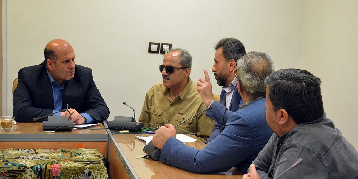 نشست و هم اندیشی مدیرکل بنیاد شهید تهران با جانبازان بصیر خانه نور