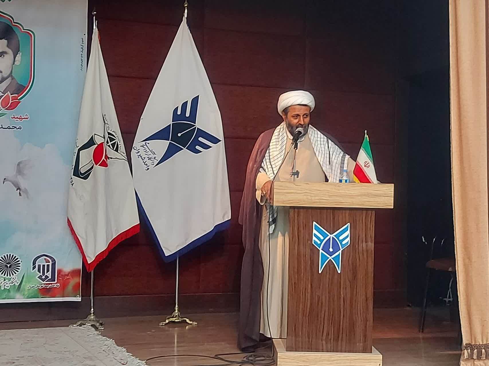 چهارمین یادواره ۹ دانشجوی شهید شهرستان شیروان برگزار شد  