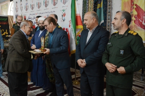 یادواره ۱۷ شهید ارتش شهرستان رومشکان برگزار شد