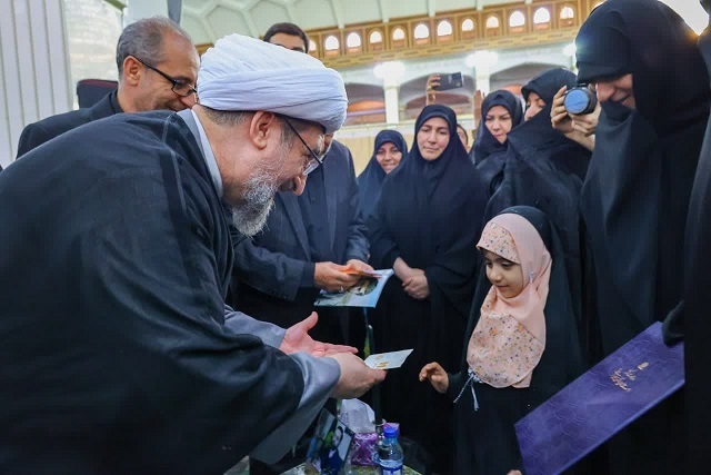 بزرگداشت شهدای خدمت در تبریز با حضور رئیس جمهور ایران
