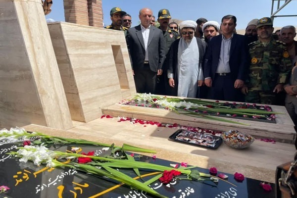 یادواره ۱۵ شهید ارتشی بیرانشهر برگزار شد