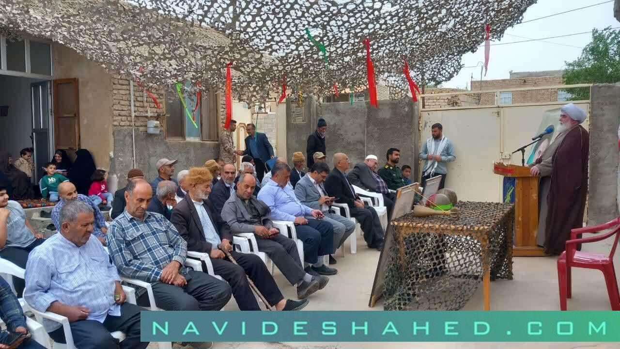 مراسم آبروی محله در منزل شهید «علی شیر غلامی» برگزار شد