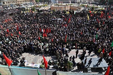 کلیپ| تشییع پیکر شهید «علی شادمانی»
