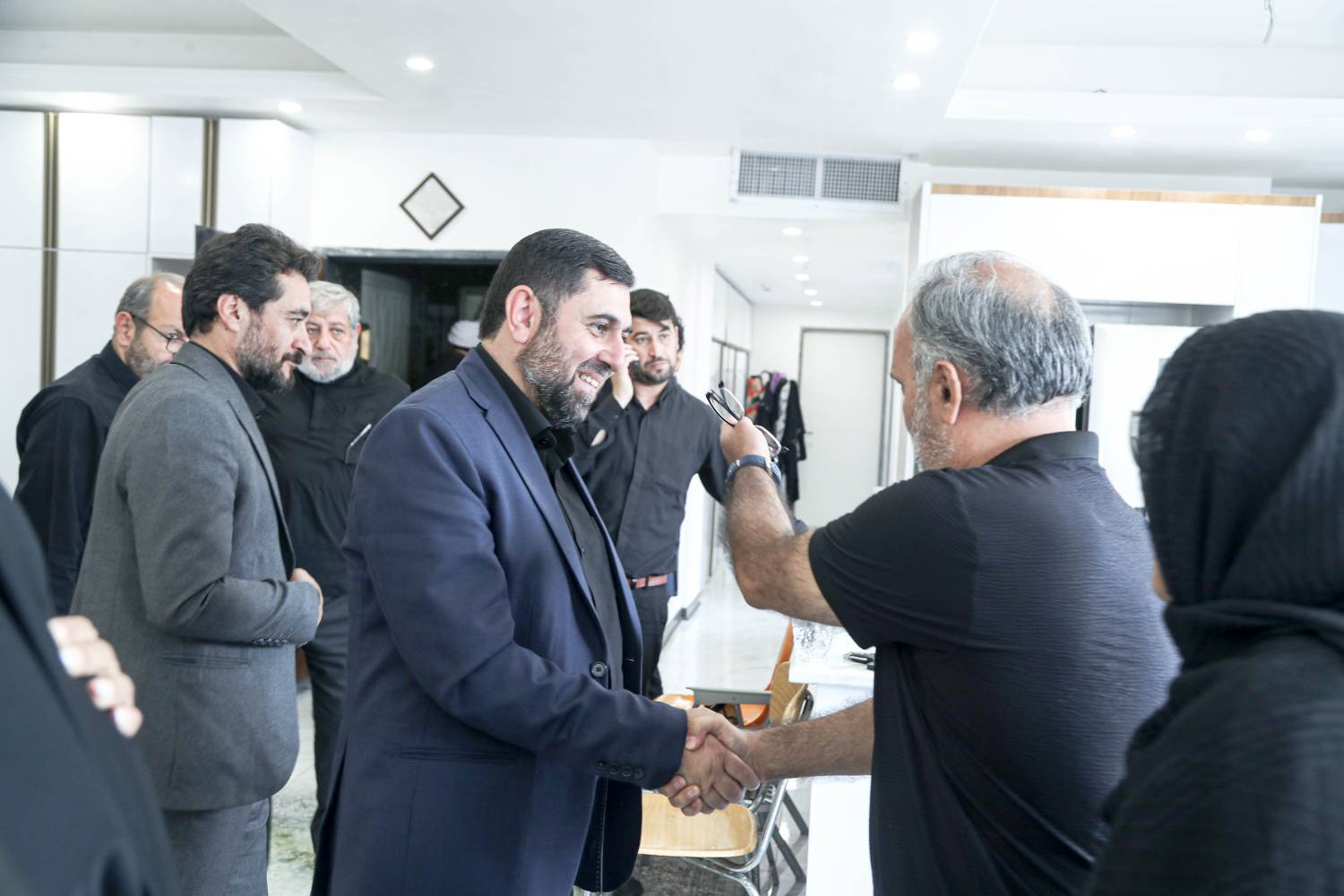 تجدید عهد با آرمان شهیدان در خانه‌های نور