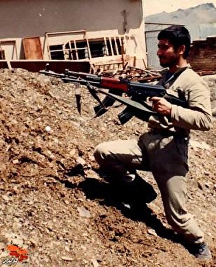تصاویر به جا مانده از شهید «علی رضا اسدی»