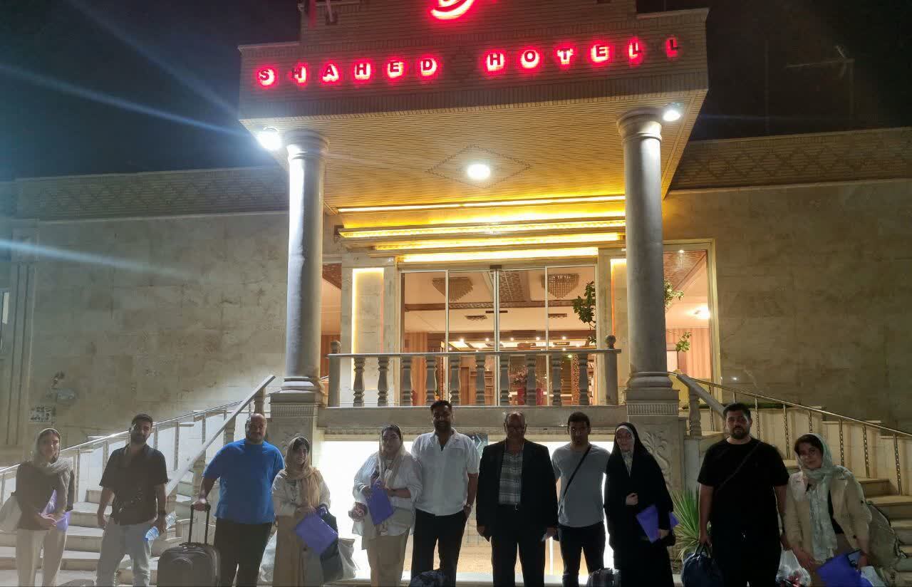 نخستین دوره کارگاههای آموزشی خانواده با نشاط ویژه زوجهای جوان نخستین دوره کارگاههای آموزشی خانواده با نشاط ویژه زوجهای جوان