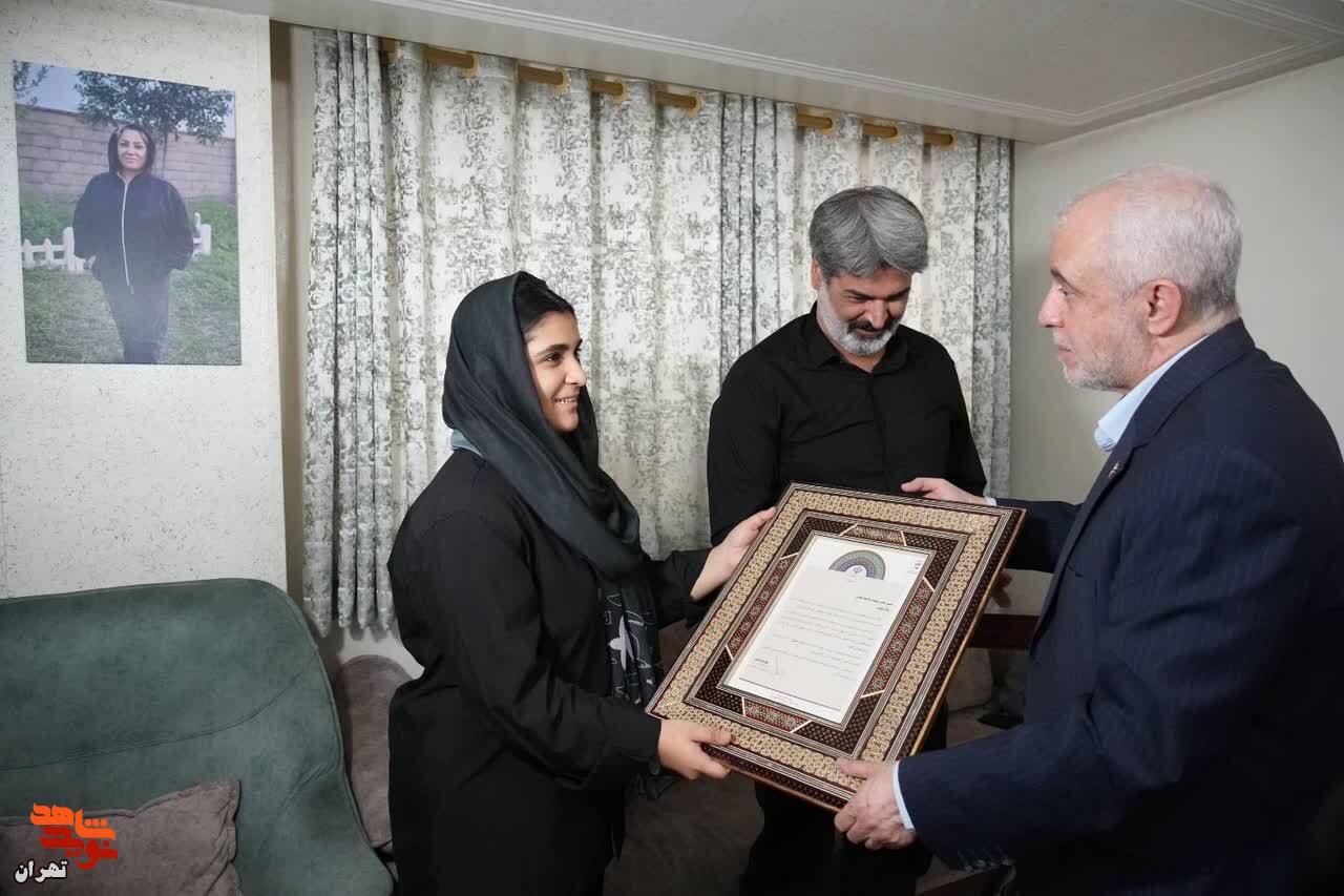 کسانی که حمله به افراد مظلوم و بیگناه را در جنگ تحمیلی محکوم نکردند چشم خود را بر جنایات غزه نیز بستهاند کسانی که حمله به افراد مظلوم و بیگناه را در جنگ تحمیلی محکوم نکردند چشم خود را بر جنایات غزه نیز بستهاند