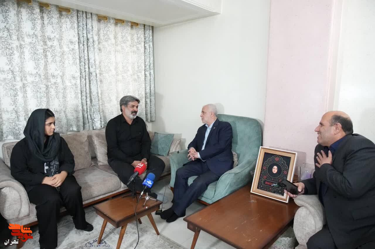 کسانی که حمله به افراد مظلوم و بیگناه را در جنگ تحمیلی محکوم نکردند چشم خود را بر جنایات غزه نیز بستهاند کسانی که حمله به افراد مظلوم و بیگناه را در جنگ تحمیلی محکوم نکردند چشم خود را بر جنایات غزه نیز بستهاند