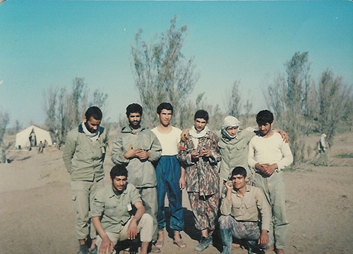 با توسل به ائمه سختی های اسارت را تحمل می کردیم