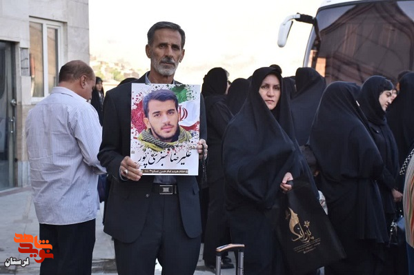 بدرقه خانواده شهدای اقتدار ایران جهت دیدار با رهبر انقلاب