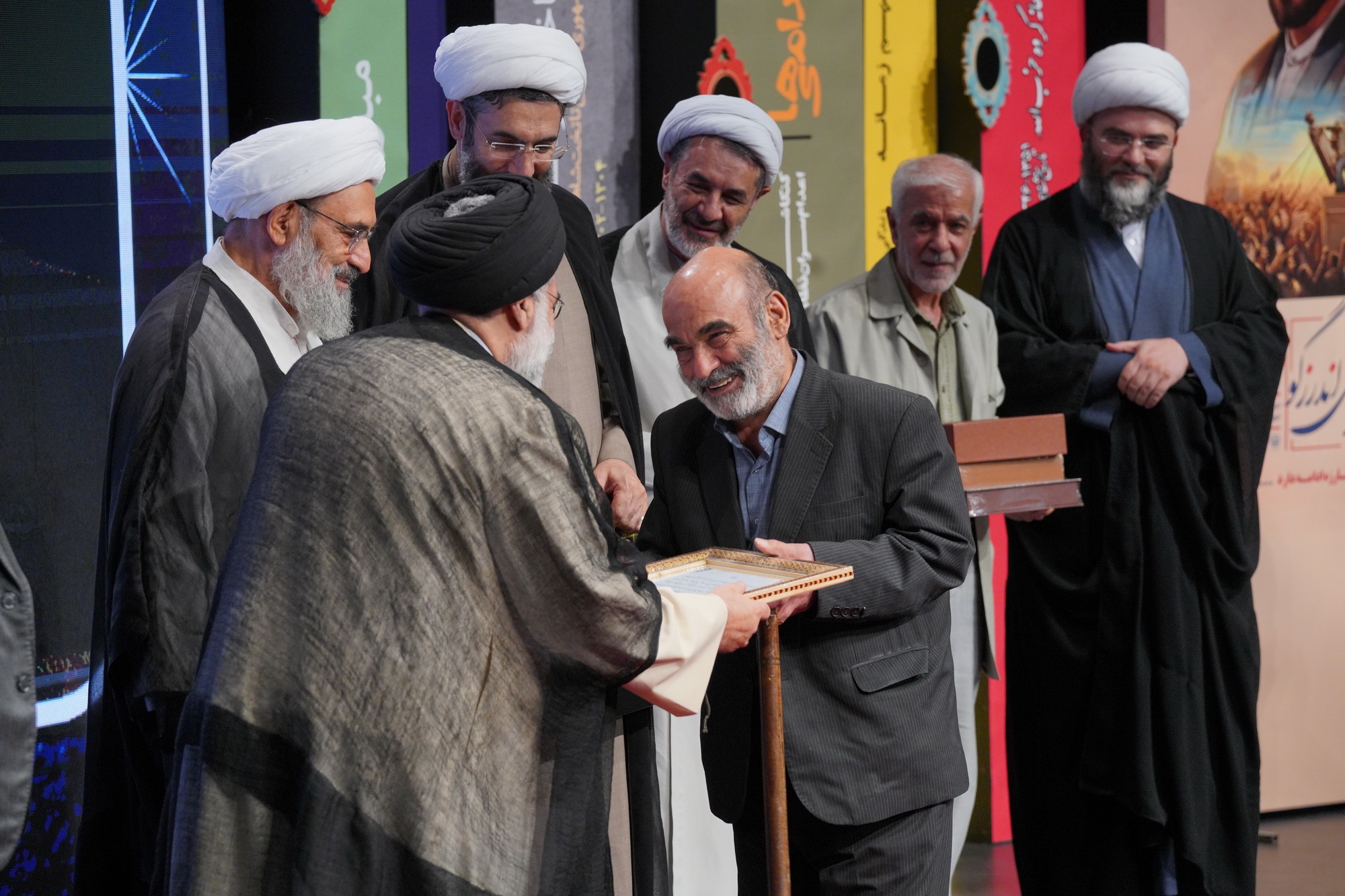 چهارمین دوره «جشنواره ادبی شهید اندرزگو»، برگزیدگان خود را معرفی کرد