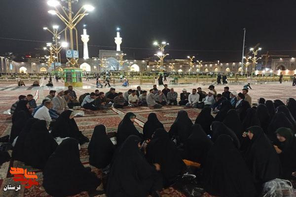 امام جمعه خرم‎‌آباد با خانواده شهدای دفاع مقدس ۱۲روزه لرستان در مشهد دیدار کرد