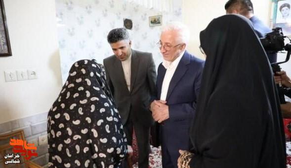 حضور در خانه شهدا مایه فخر و مباهات ماست+ تصاویر