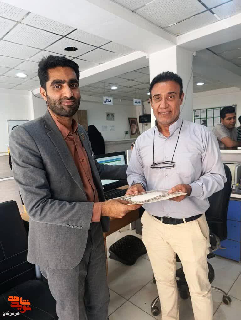 دیدار سرپرست بنیاد شهید بندرعباس با جانبازان سرافراز