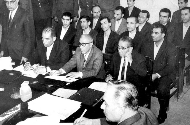 امام: برای «عراقی» مردن در رختخواب، کوچک بود امام: برای «عراقی» مردن در رختخواب، کوچک بود