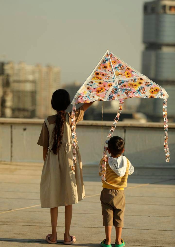 «خورشیدی که از آسمان افتاد» به خط پایان فیلمبرداری رسید/ روایتی شاعرانه از کودکان در دل جنگ