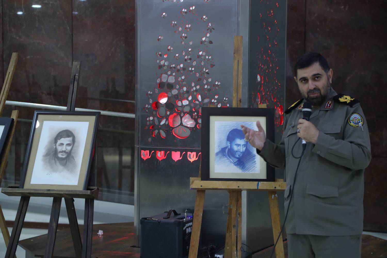 افتتاح نمایشگاه نقاشی «چلچراغ» در موزه ملی انقلاب اسلامی و دفاع مقدس