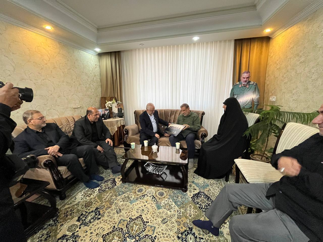 روایت صمیمی زنی که ۳۵ سال همدم یک قهرمان بود