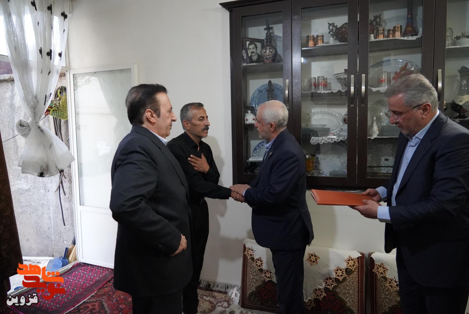 افتخار ما نوکری خانواده شهداست