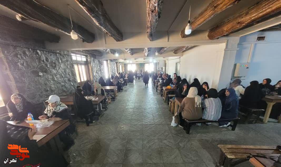 حضور مدیرکل بنیاد شهید تهران در اردوی خانواده شهدا