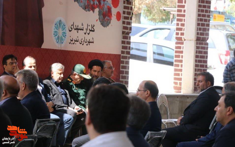 گلزار شهدا غبارروبی و گلباران شد