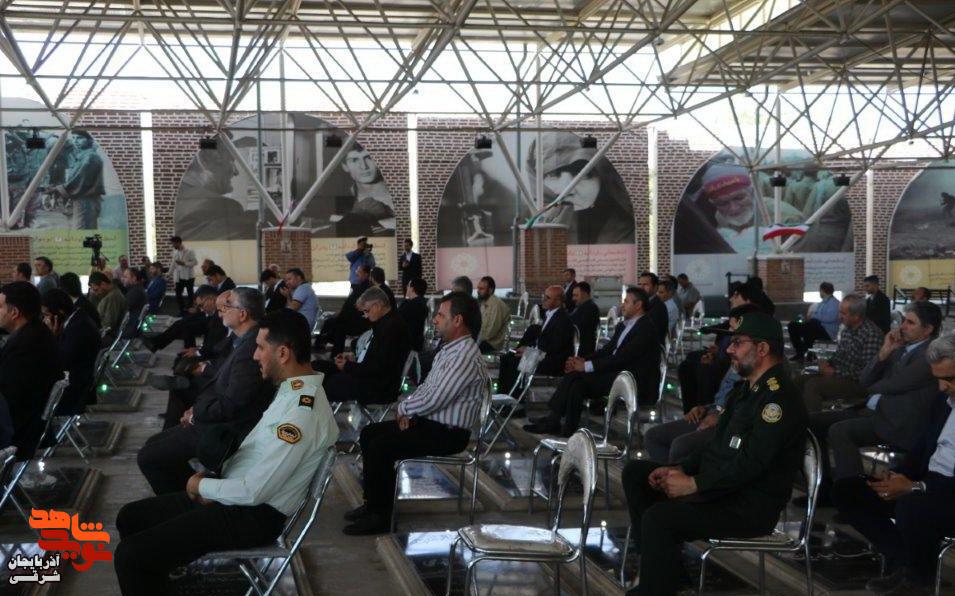 گلزار شهدا غبارروبی و گلباران شد