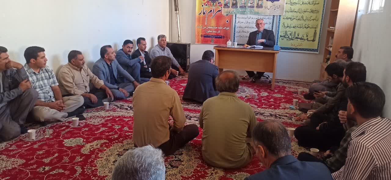 روایتگری از شهدای غریب در پایگاه مقاومت مخابرات دلفان برگزار شد