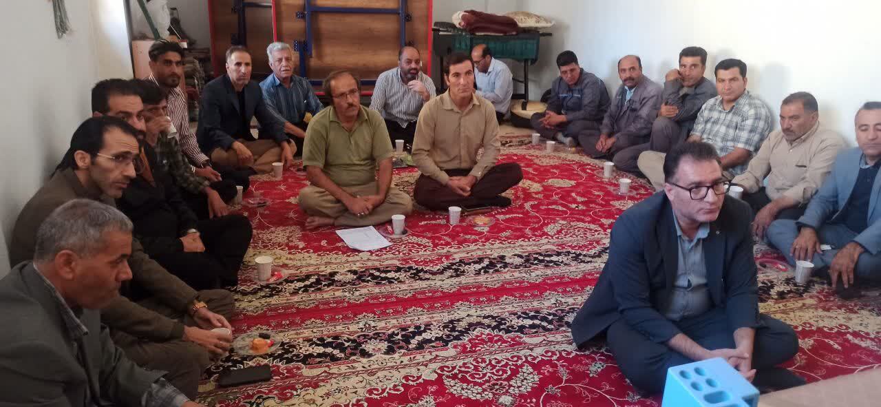 روایتگری از شهدای غریب در پایگاه مقاومت مخابرات دلفان برگزار شد