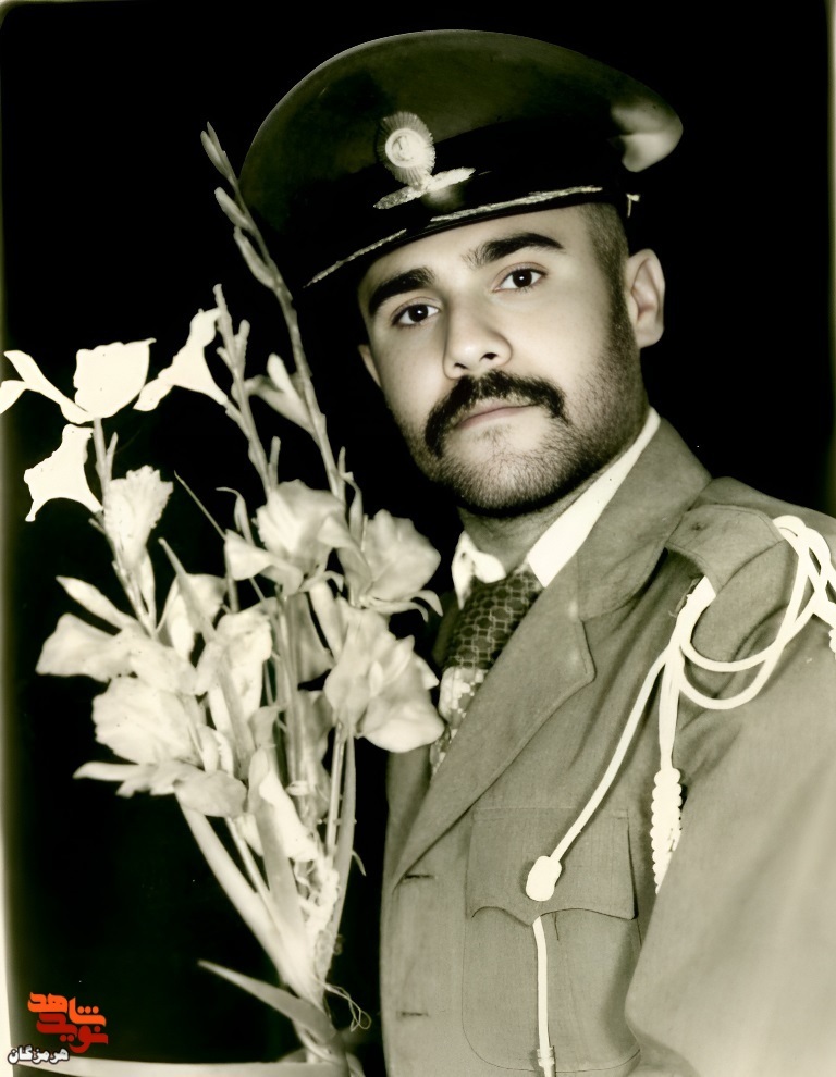 خبر پیروزی رزمندگان اسلام را به شما میرسانم خبر پیروزی رزمندگان اسلام را به شما میرسانم