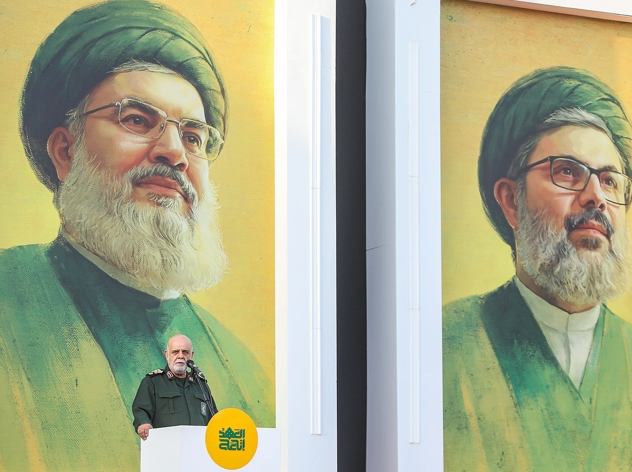 و انا علی العهد...