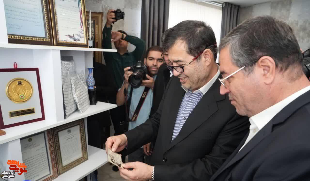 سفر یکروزە وزیر ورزش و جوانان بە شهرستان مهاباد و دیدار از خانواده معظم شهید خلبان سرلشکر خالد حیدری