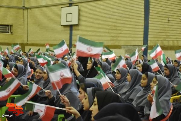 زنگ مهر «ایثار و مقاومت» در دبیرستان شاهد مهر خرم‌آباد نواخته شد