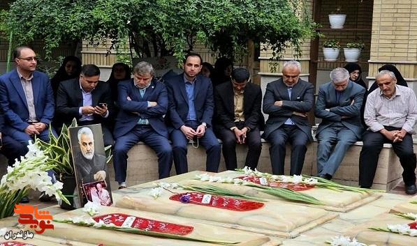 تصاویر/ عطرافشانی یادمان شهدای گمنام موزه دفاع مقدس و مقاومت مازندران