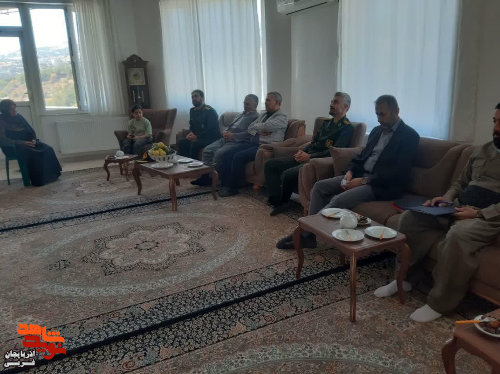 دیدار با خانواده های شهدا